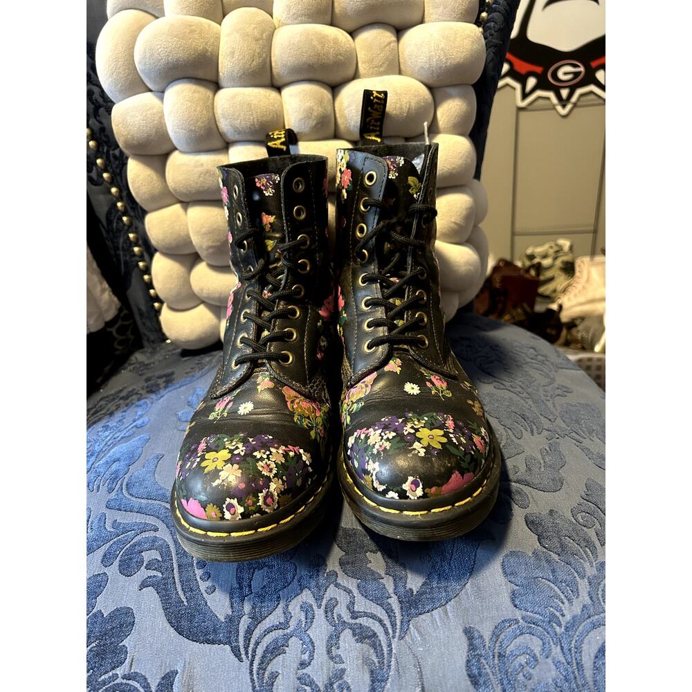 Dr Martens 1460 Black Pink Floral size 9/EU 41 - Picture 3 of 6